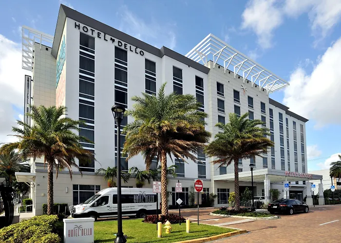Hotel Dello Ft Lauderdale Airport, Tapestry Collection By Hilton